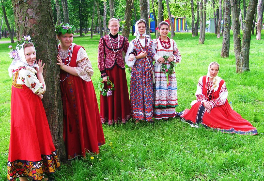 Русско-народный стиль в одежде фото Русско-народный стиль в одежде фото