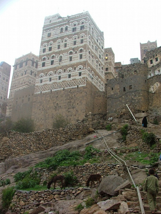 al-hajjara02.jpg