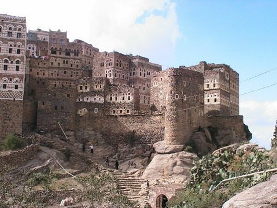al-hajjara03.jpg