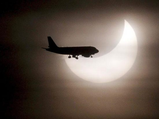 first-partial-solar-eclipse-2011-01.jpg