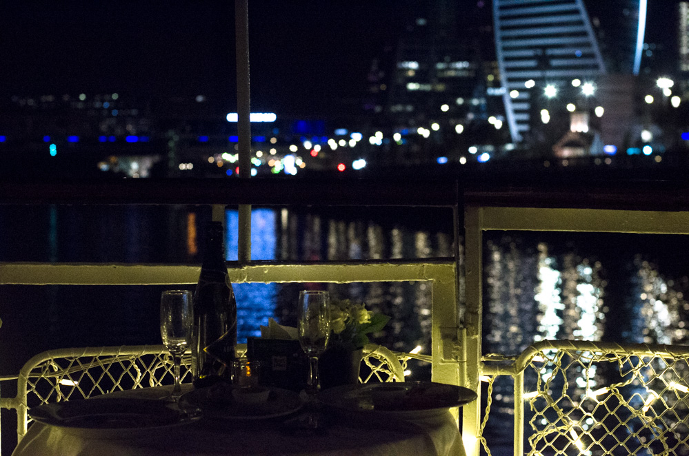 свидание на теплоходе