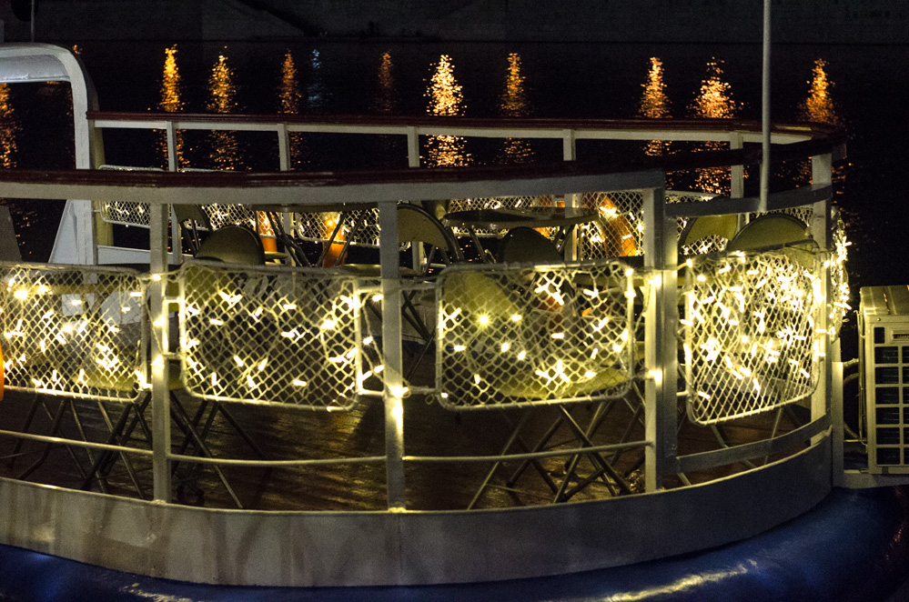 свидание на теплоходе