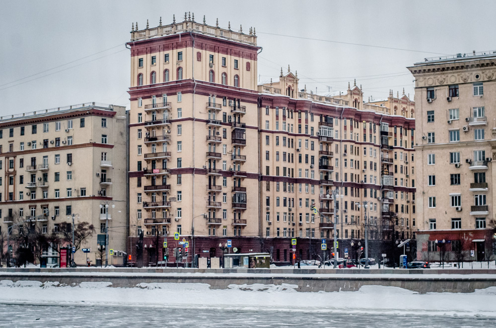 Фрунзенская набережная 46