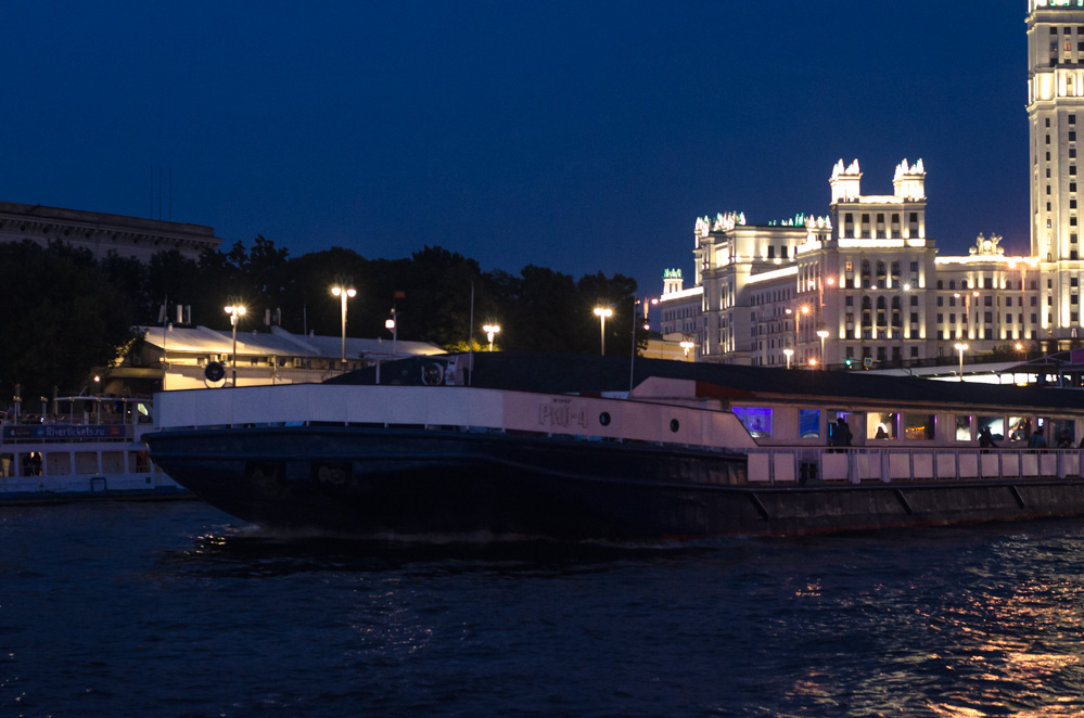 Рио-4 телоход