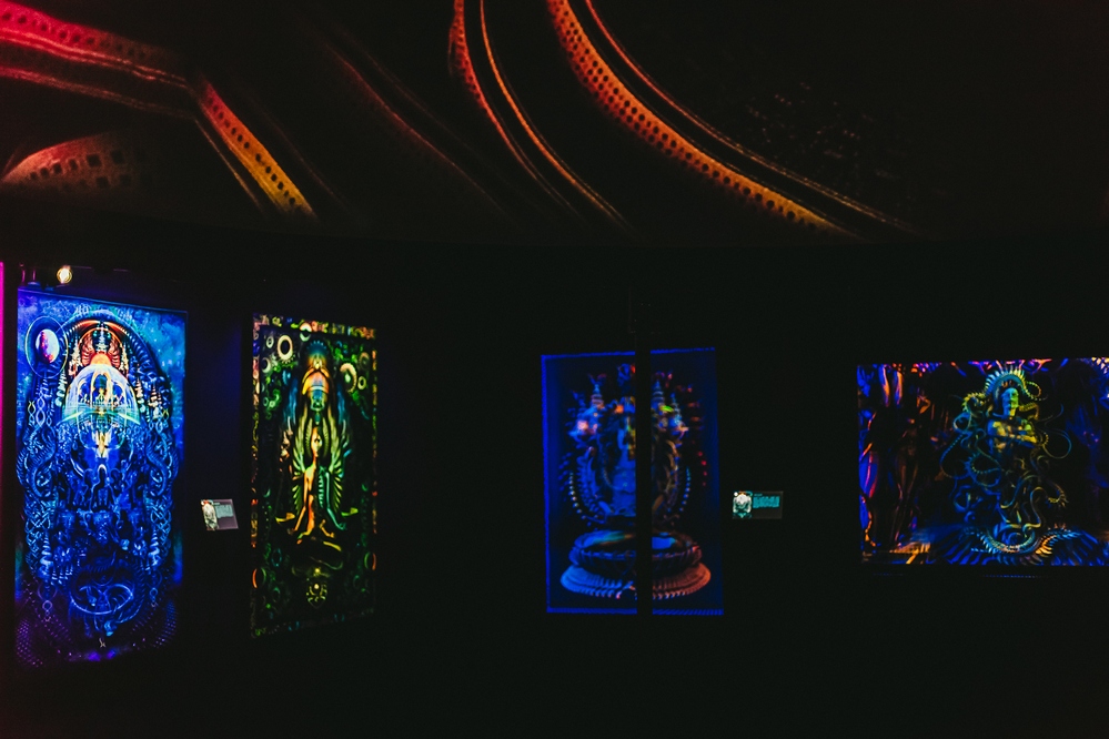 mystic universe выставка