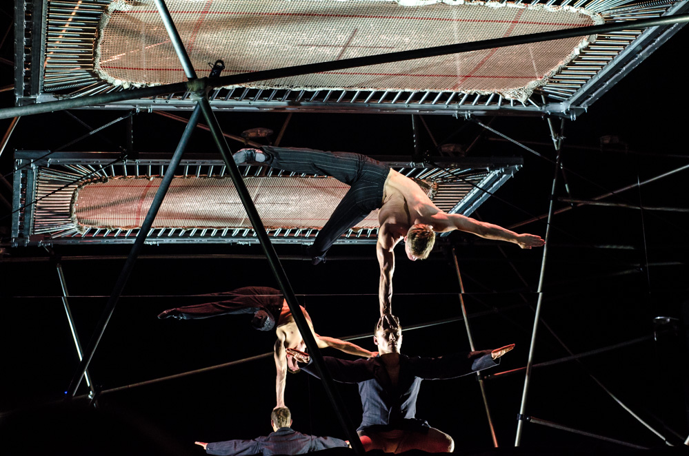 пари над бездной