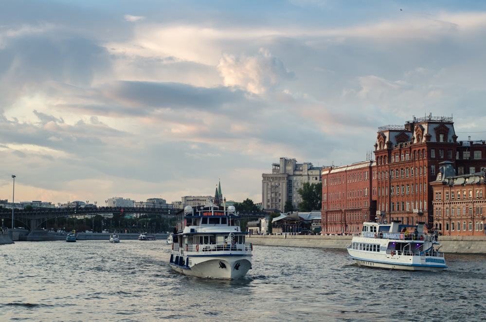 прогулки по реке