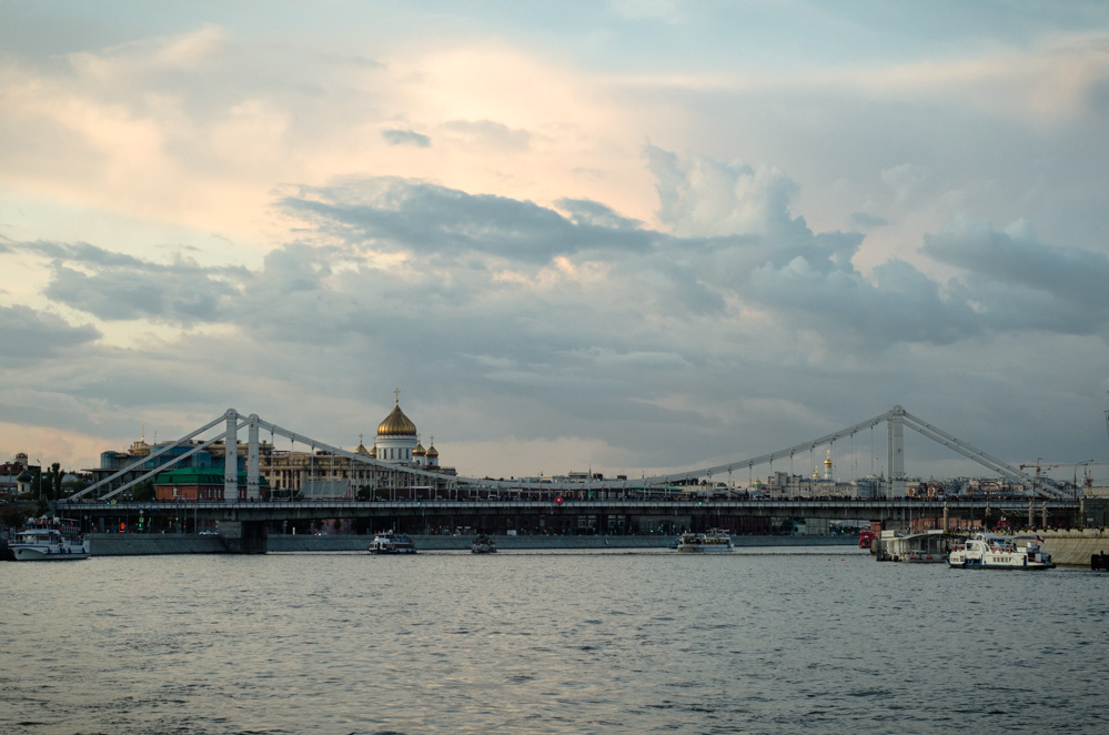 теплоход москва