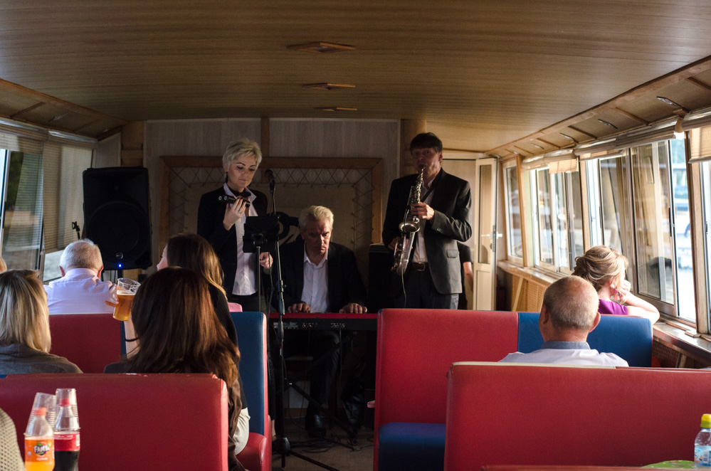 прогулки на теплоходах