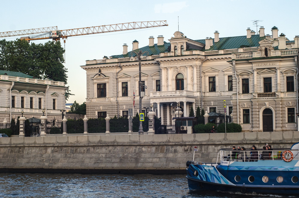 Софийская набережная