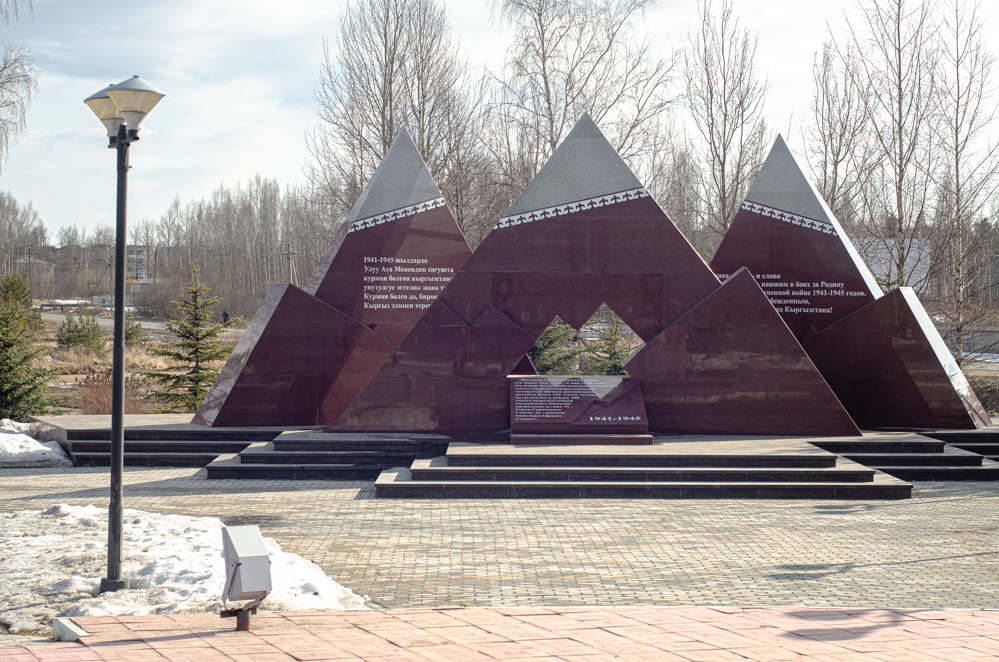 военные памятники