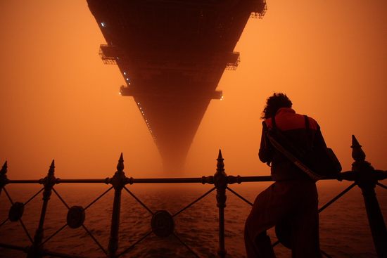 sand-storm-over-sydney01.jpg